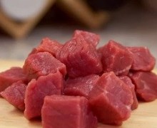 Mengkonsumsi Daging Cara Meningkatkan Elektrolit Tubuh Dengan Efektif